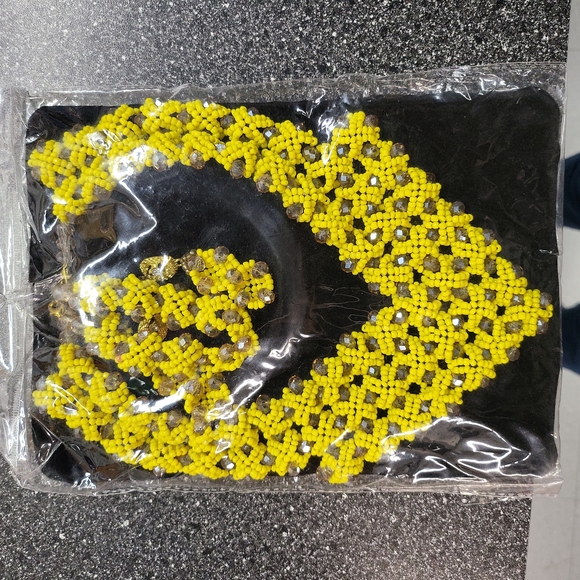 Handmade Design  beads - Picture 1 of 4